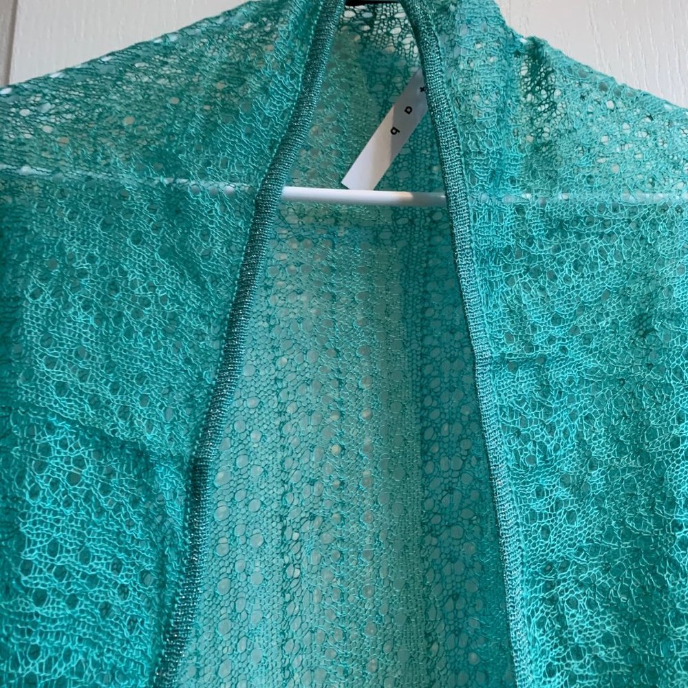 Shawl - Picture 5 of 7
